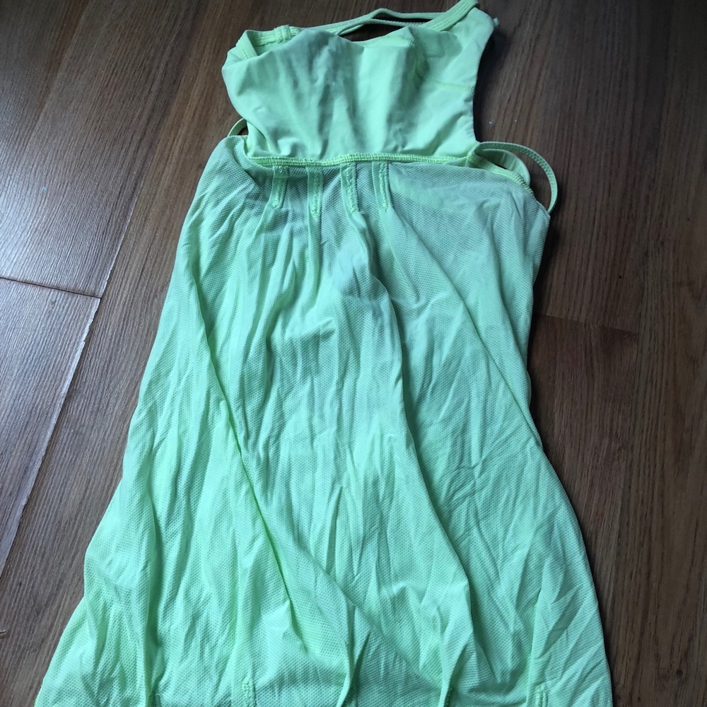 Lily lemon tennis shirt